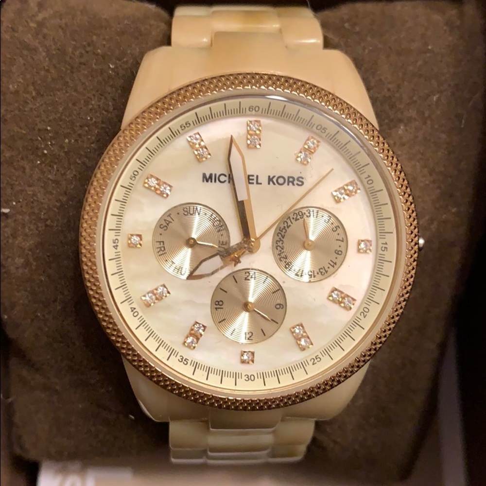 Micheal Kors MK5039 Watch